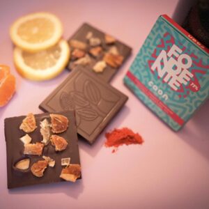 Cioccolato fondente al 75% peperoncino, mandarino e limone - immagine 3